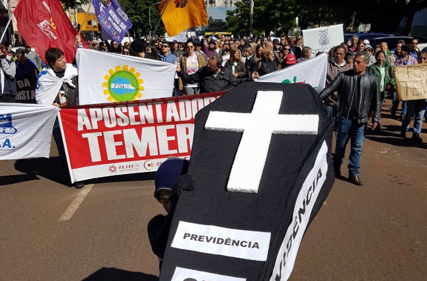 greve-geral-em-apucarana.jpg